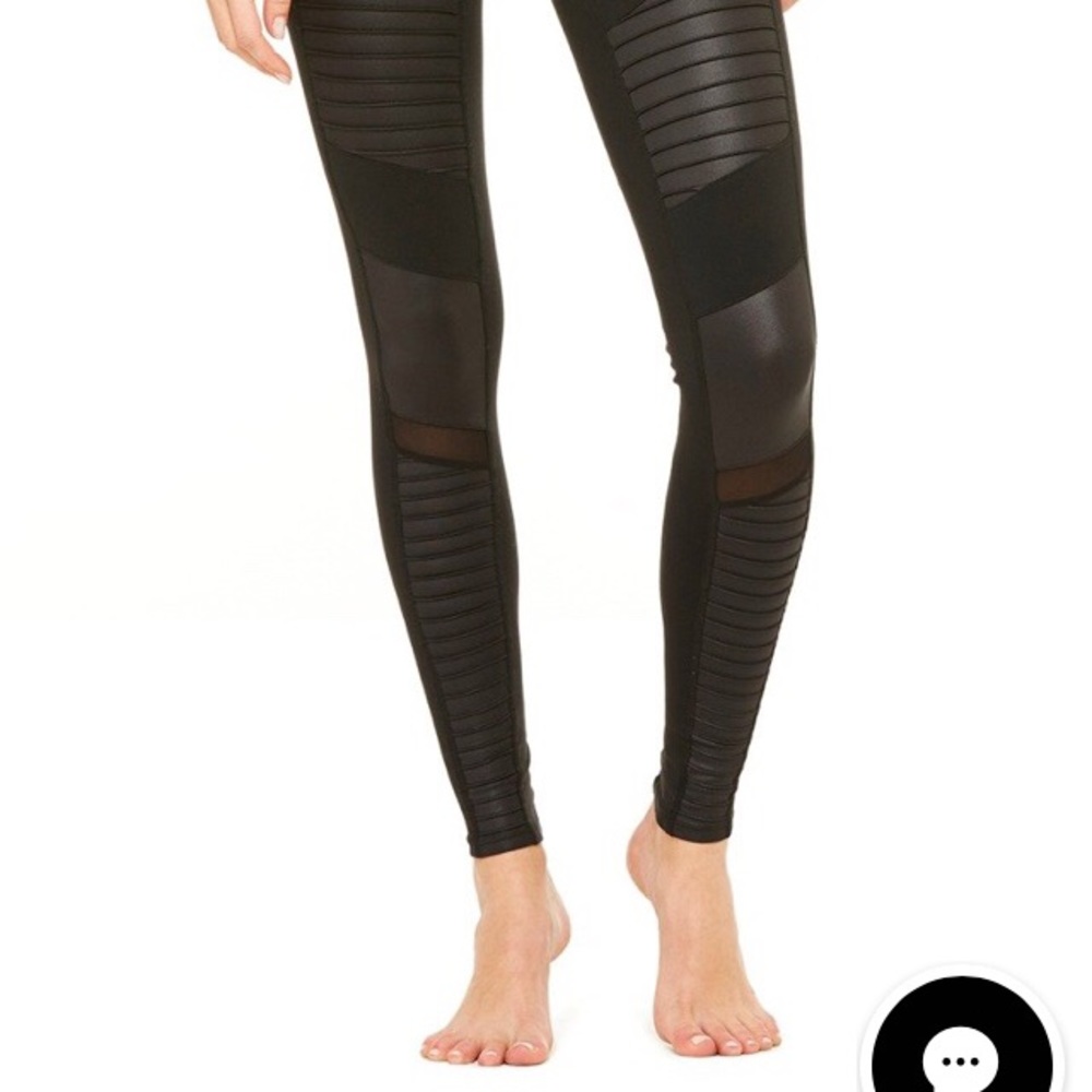 Alo Yoga Moto Leggings